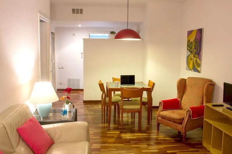 Sweet Bcn Three Bedroom Apartment Barcelona
