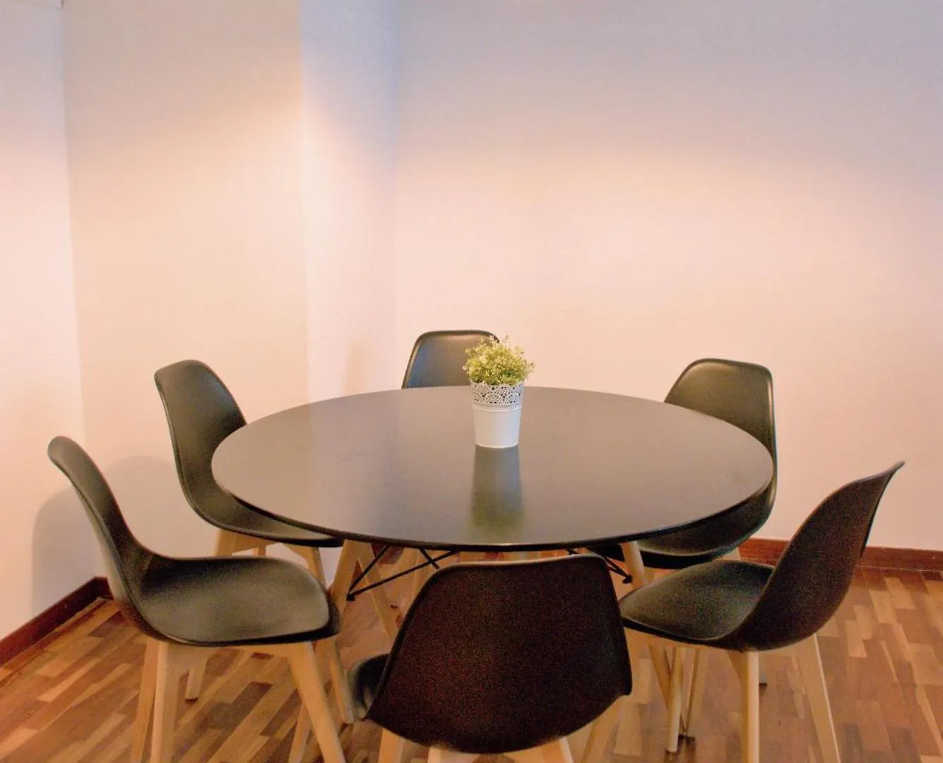 Sweet Bcn Three Bedroom Apartment Barcelona