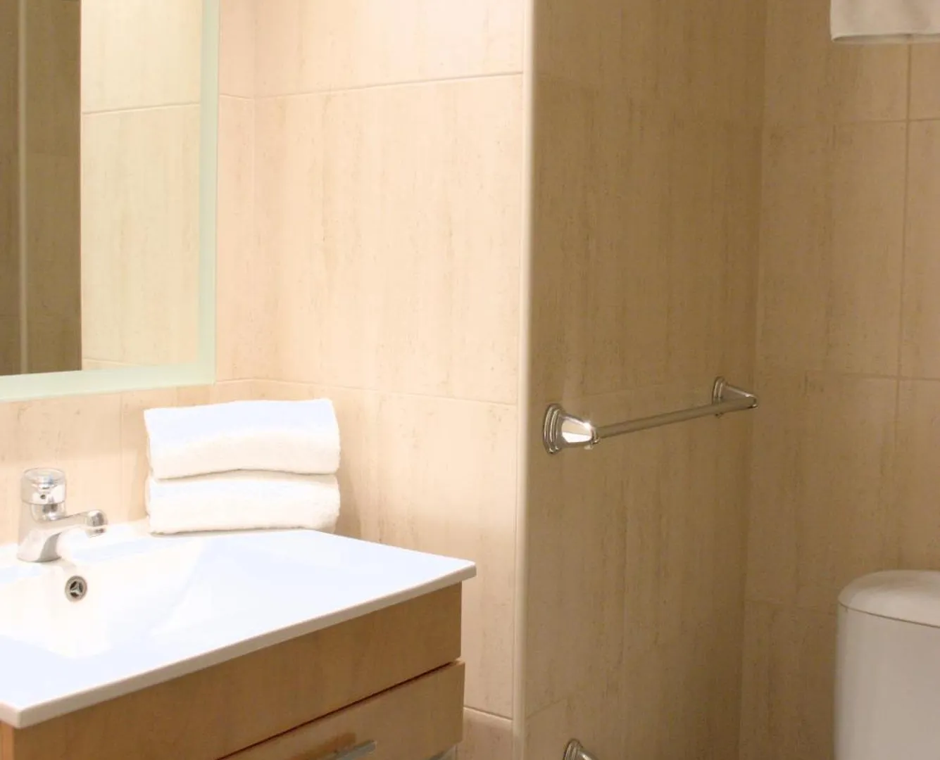 Sweet Bcn Three Bedroom Apartment Barcelona Spain