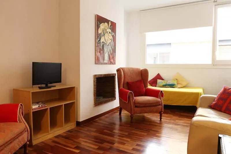 Sweet Bcn Three Bedroom Apartment Barcelona