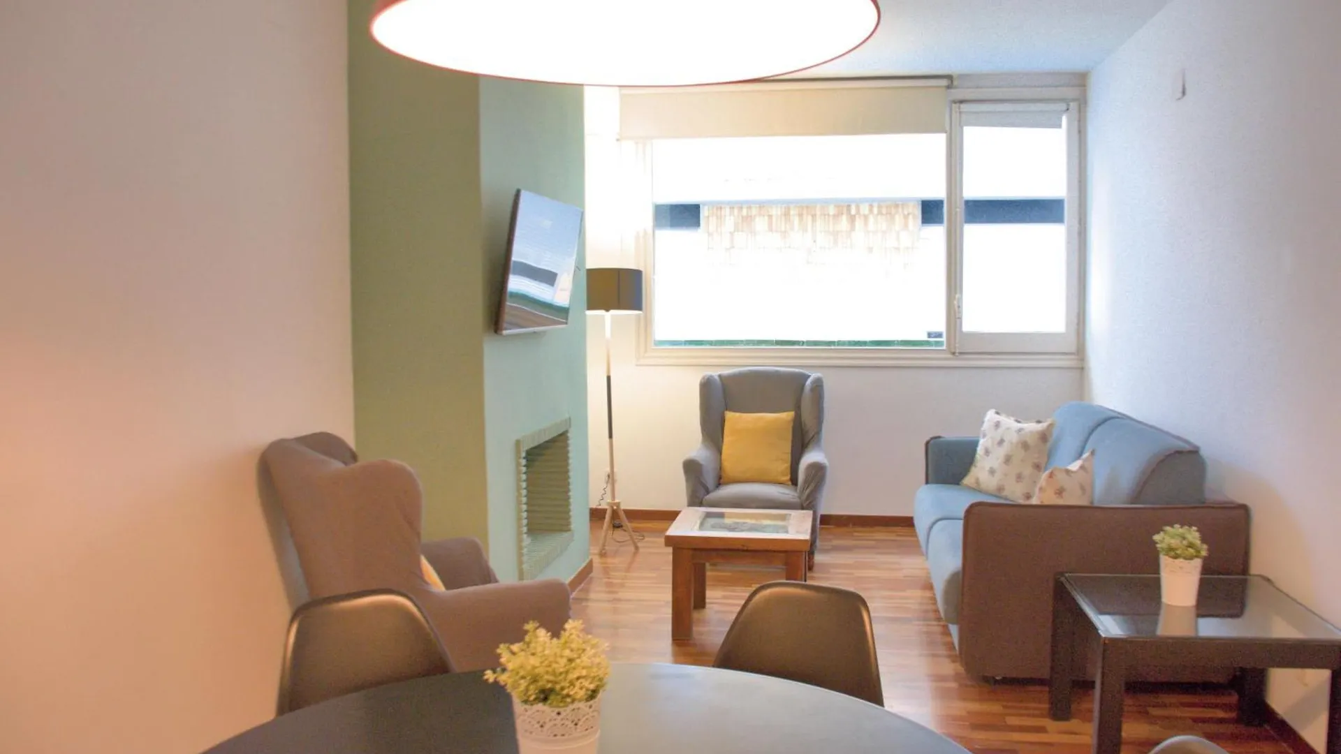 Sweet Bcn Three Bedroom Apartment Barcelona Spain